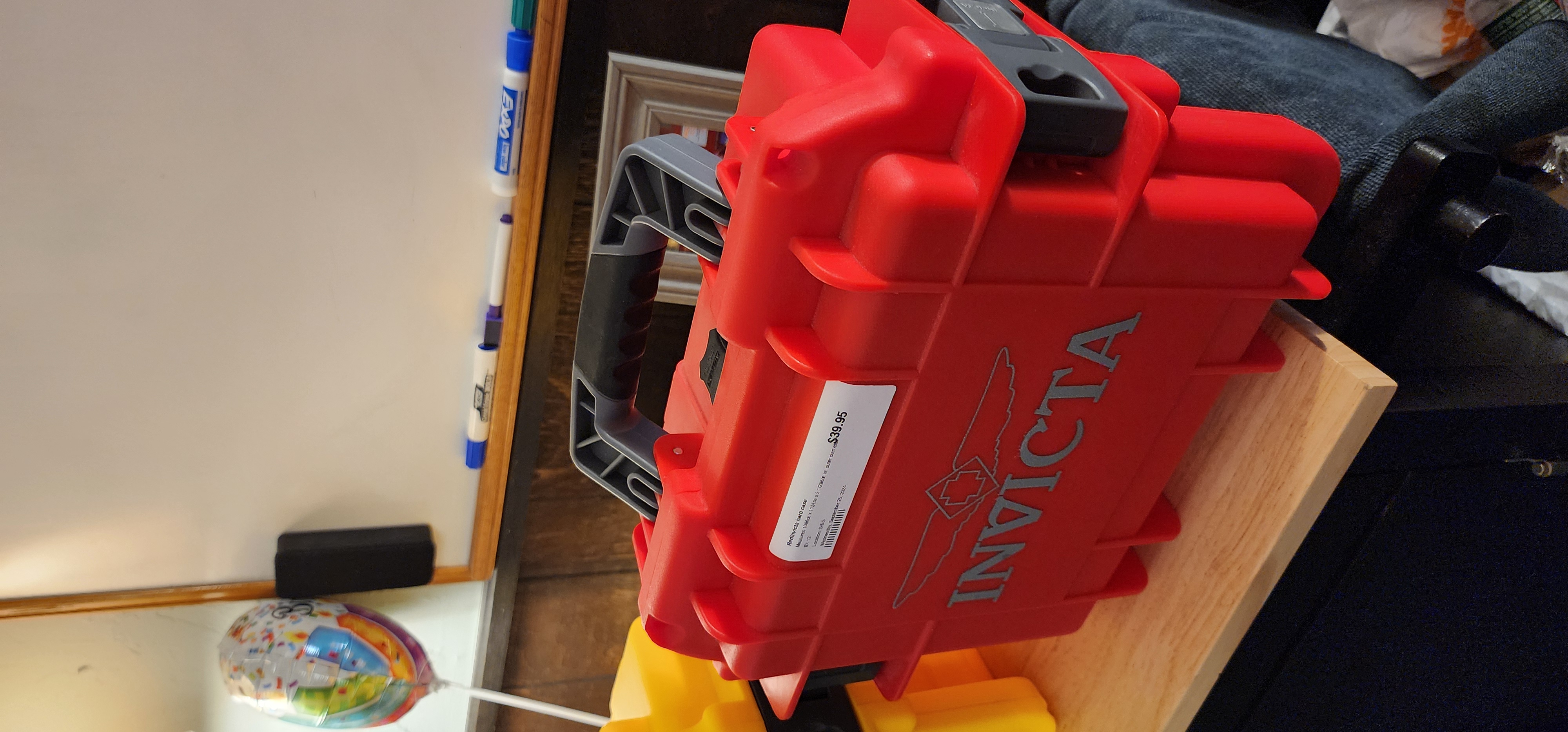 Invicta hard case - RED